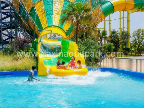 Giant Outdoor Aqua Park Slide